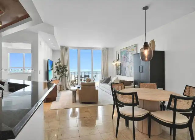 Property at 801 Brickell Key Blvd, Miami, FL, 33131, 1 bed, 1.5 baths, [object Object]