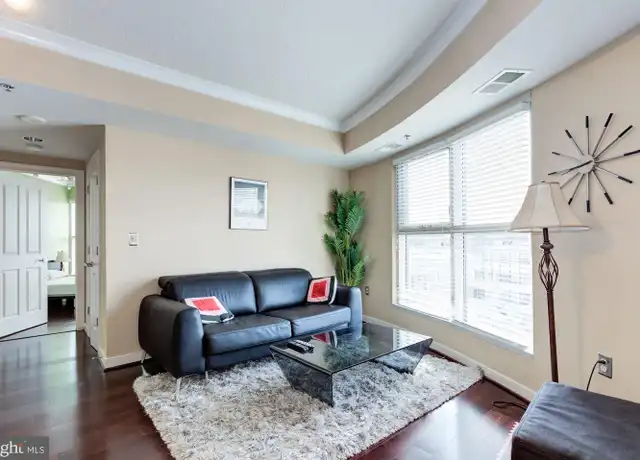Property at 777 7th St NW #910, Washington, DC, 20001, 1 bed, 1 bath, [object Object]