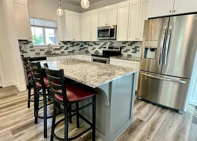 Property at 1409 NW Portland Ave, Bend, OR, 97703, 2 beds, 1 bath, [object Object]