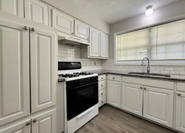Property at 1032 Brighton Rd, Columbus, GA, 31906, 4 beds, 1.5 baths, [object Object]