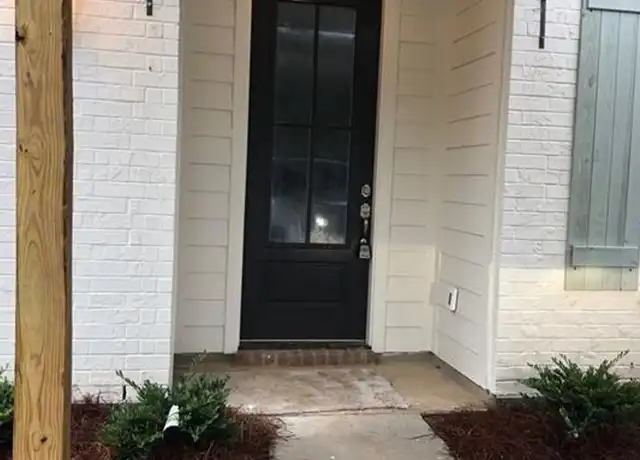 Property at 5030 S Prien Lake Rd, Lake Charles, LA, 70605, 3 beds, 2.5 baths, [object Object]