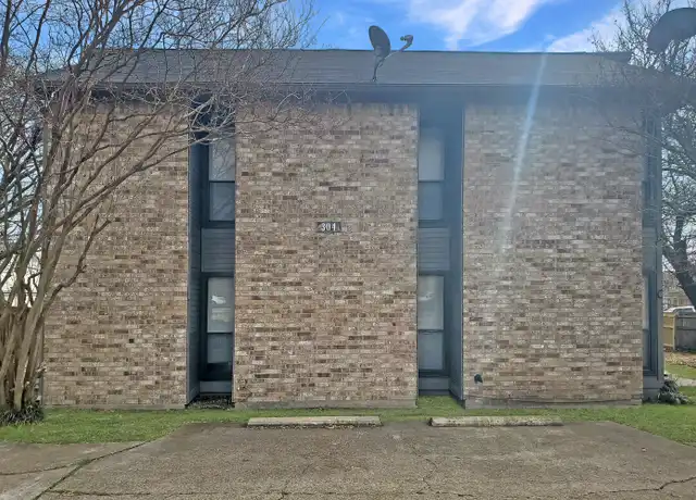 Property at 304 Manuel Dr, College Station, TX, 77840, 2 beds, 1 bath, [object Object]