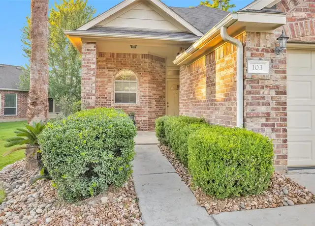 Property at 103 Cove W, Montgomery, TX, 77356, 3 beds, 2 baths, [object Object]