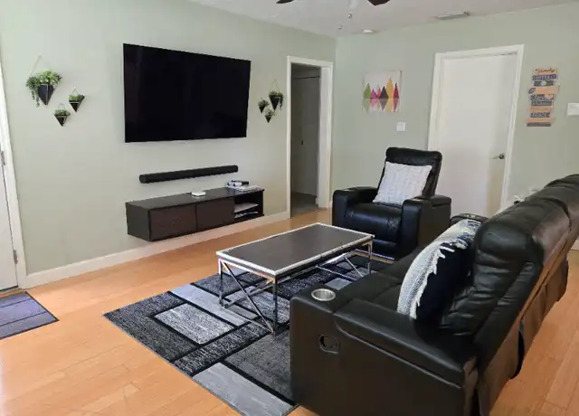 Property at 918 Oregon St, Orlando, FL, 32803, 3 beds, 2 baths, [object Object]