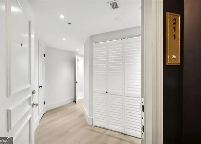 Property at 199 14th St NE #211, Atlanta, GA, 30309, 1 bed, 1 bath, [object Object]
