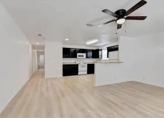 Property at 403 N Burdette Ave Unit 1, Sherman, TX, 75090, 3 beds, 2 baths, [object Object]