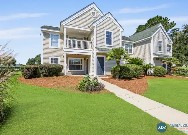 Property at 8 Old South Ct, Bluffton, SC, 29910, 2 beds, 2 baths, [object Object]