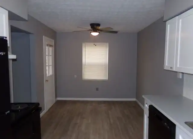 Property at 947 Business 28 Unit 20, Milford, OH, 45150, 2 beds, 2 baths, [object Object]