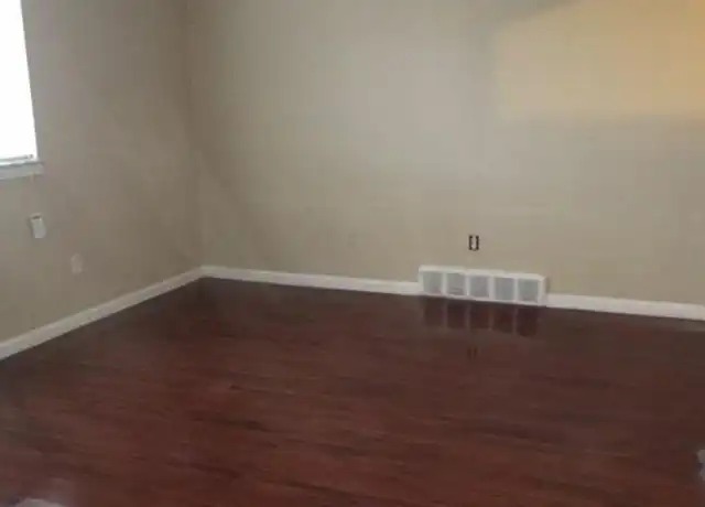 Property at 1814 Dalton Ct Unit 8, Lexington, KY, 40505, 1 bed, 1 bath, [object Object]