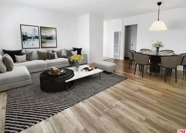 Property at 1446 S Cochran Ave Unit 3, Los Angeles, CA, 90019, 2 beds, 1 bath, [object Object]