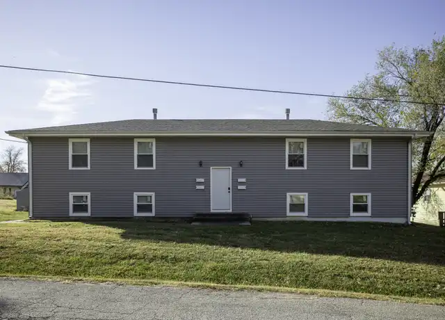 Property at 107 W Workman St Unit D, Knob Noster, MO, 65336, 2 beds, 1 bath, [object Object]