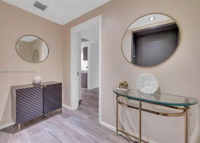 Property at 801 S Miami Ave #2006, Miami, FL, 33130, 1 bed, 2 baths, [object Object]