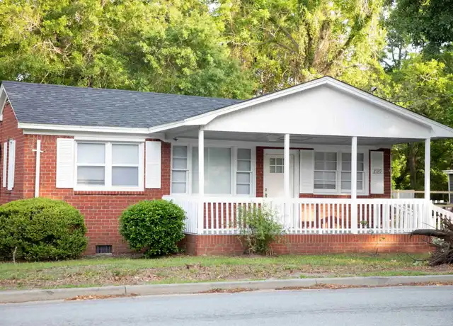 Property at 2189 Rifle Range Rd, Mount Pleasant, SC, 29466, 3 beds, 2.5 baths, [object Object]