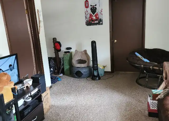 Property at 216 1st St Unit Upper apartment, Proctor, MN, 55810, 1 bed, 1 bath, [object Object]