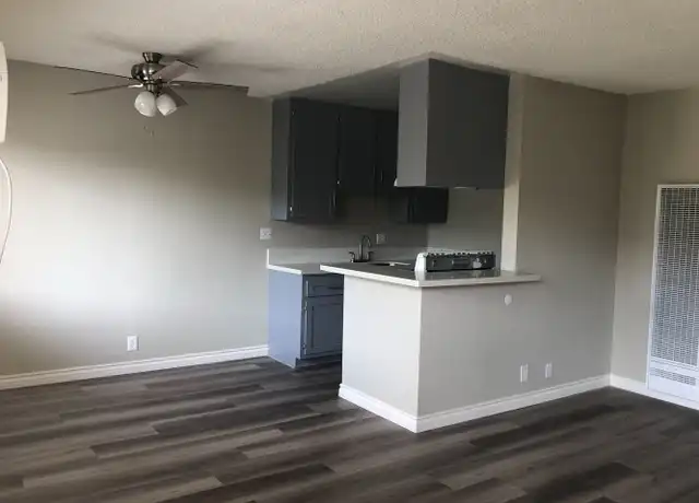 Property at 1400 S Gramercy Pl Unit 14, Los Angeles, CA, 90019, 1 bed, 1 bath, [object Object]