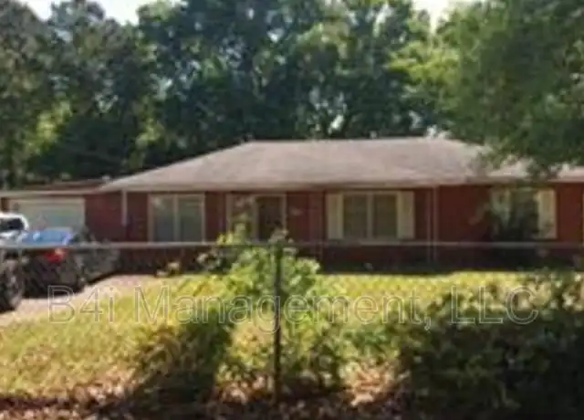 Property at 1108 George Cir, Griffin, GA, 30224, 3 beds, 1 bath, [object Object]