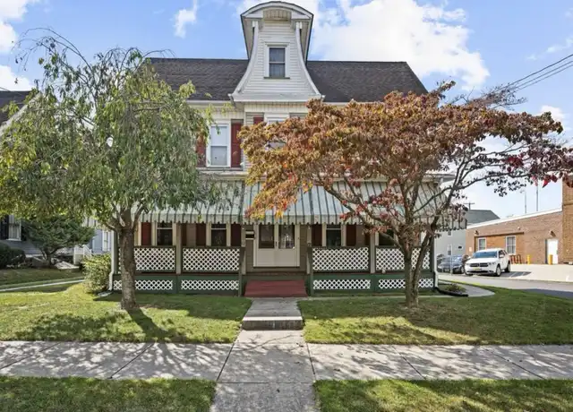 Property at 12 Lake Ave Unit 12, Swedesboro, NJ, 08085, 2 beds, 1.5 baths, [object Object]