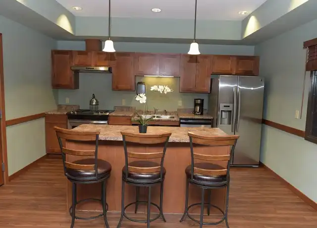 Property at The Ridge - 12708 Wayzata Blvd, Hopkins, MN, 55305, 1 bed, 1 bath, [object Object]