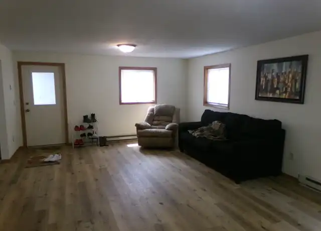 Property at 2406 Hill Ave Unit 2, Superior, WI, 54880, 2 beds, 1 bath, [object Object]