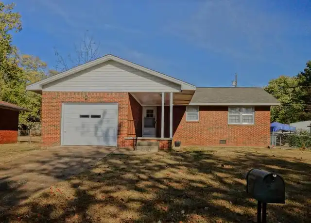 Property at 732 W Arbor Dr NW, Huntsville, AL, 35811, 3 beds, 2 baths, [object Object]