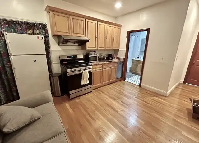 Property at 55 W Seventh St Unit 1, Boston, MA, 02127, 2 beds, 1 bath, [object Object]