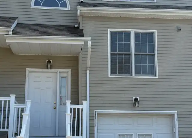 Property at 44 Taft St Unit 6, Waterbury, CT, 06708, 2 beds, 1.5 baths, [object Object]