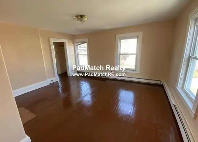 Property at 1073 River St, Hyde Park, MA, 02136, 5 beds, 1 bath, [object Object]