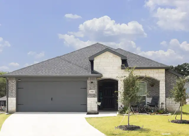 Property at 615 Cottage Row, Mabank, TX, 75147, 4 beds, 2 baths, [object Object]