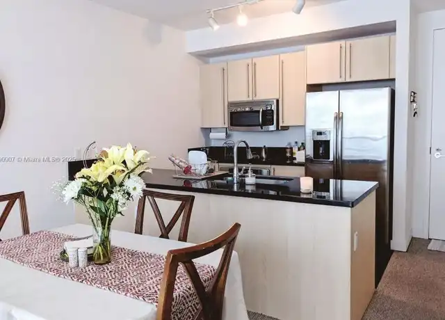 Property at 1111 SW 1st Ave, Miami, FL, 33130, 1 bed, 1 bath, [object Object]