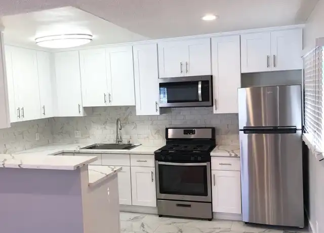 Property at 6603 Vista Del Mar Unit 4, Playa Del Rey, CA, 90293, 2 beds, 2 baths, [object Object]