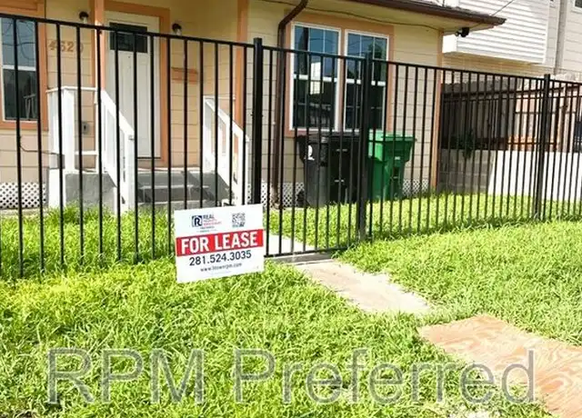 Property at 4620 Nichols St, Houston, TX, 77020, 3 beds, 2 baths, [object Object]