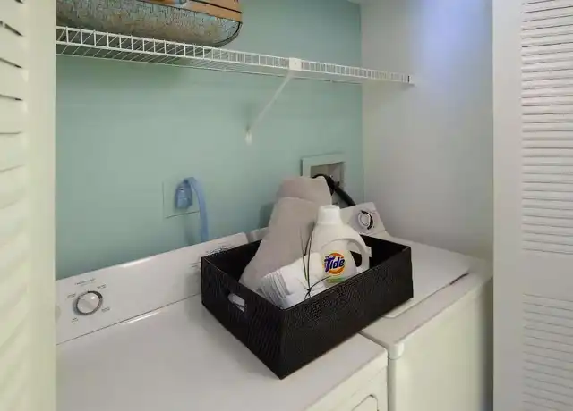Property at 9000 NW 9th St, Plantation, FL, 33324, 3 beds, 3 baths, [object Object]