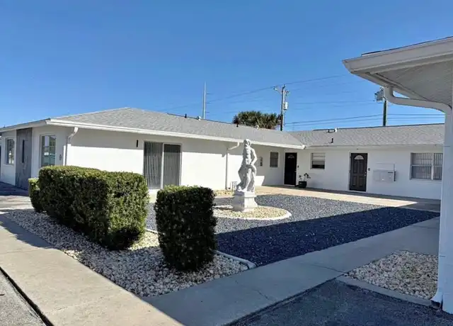 Property at 3417 SE 15th Pl, Cape Coral, FL, 33904, 2 beds, 2 baths, [object Object]