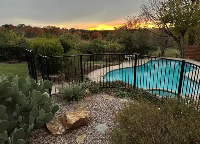 Property at 10215 Van Dyke Rd, Dallas, TX, 75218, 5 beds, 2.5 baths, [object Object]