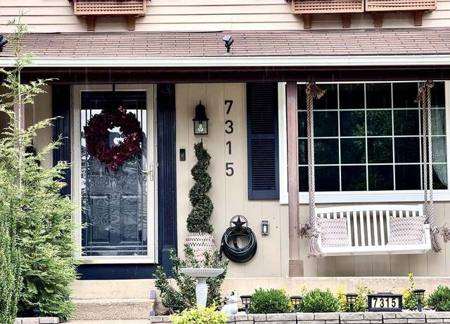Photo of 7315 Golden Horseshoe Ct, Springfield, VA 22153