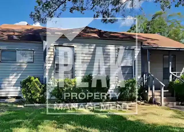 Property at 1216 Franklin St, Weatherford, TX, 76086, 3 beds, 2 baths, [object Object]