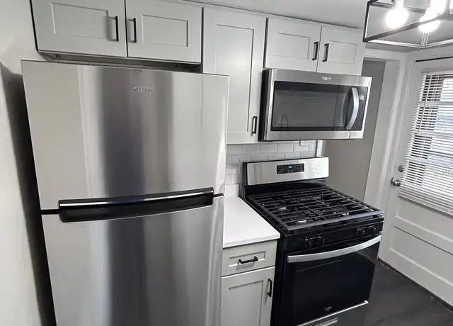 Property at 660 169th St Unit 660, Hammond, IN, 46324, 2 beds, 2 baths, [object Object]