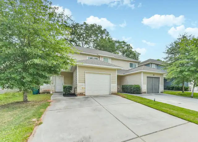 Property at 914 Shady Ln Unit A, Conroe, TX, 77301, 3 beds, 2.5 baths, [object Object]