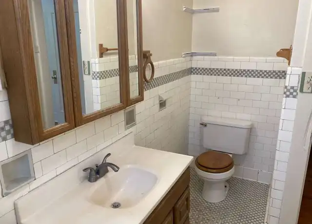 Property at 37 N 200 W Unit 1, Logan, UT, 84321, 3 beds, 1 bath, [object Object]