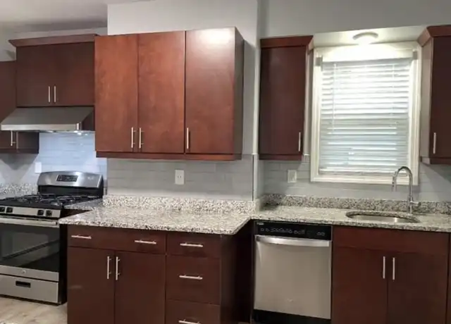 Property at 74 Nightingale St Unit 3, Boston, MA, 02124, 3 beds, 1 bath, [object Object]