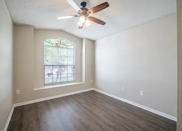 Property at 8513 Pringle Way, Tampa, FL, 33635, 3 beds, 2 baths, [object Object]
