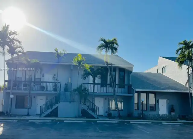Property at 535 N University Dr #73, Plantation, FL, 33324, 3 beds, 2.5 baths, [object Object]