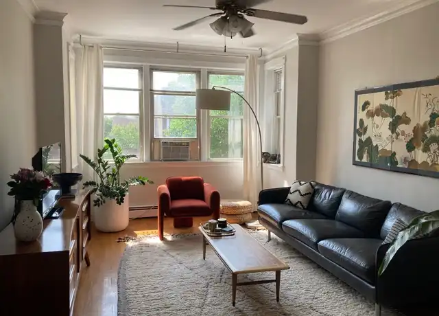 Property at 947 N Leavitt St Unit 1, Chicago, IL, 60622, 2 beds, 1 bath, [object Object]
