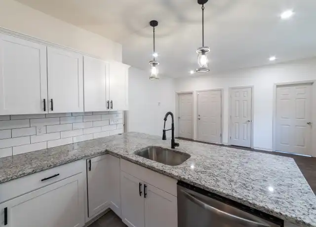 Property at 84 Sheffield Ave Unit 1, New Haven, CT, 06511, 3 beds, 2 baths, [object Object]