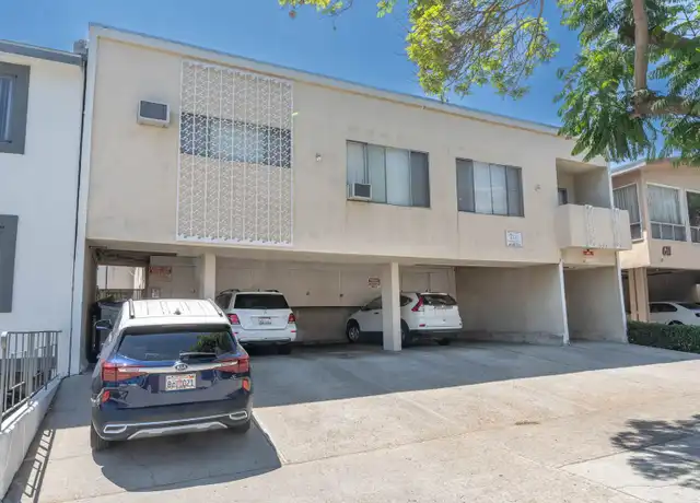 Property at 607 Flores St Unit 607-04, West Hollywood, CA, 90048, 3 beds, 2 baths, [object Object]