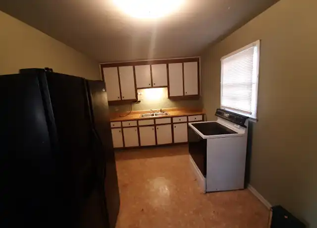 Property at 764 Wofford St, Spartanburg, SC, 29301, 3 beds, 1 bath, [object Object]