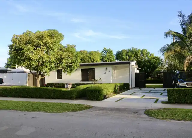 Property at 10770 SW 40th St, Miami, FL, 33165, 2 beds, 2 baths, [object Object]