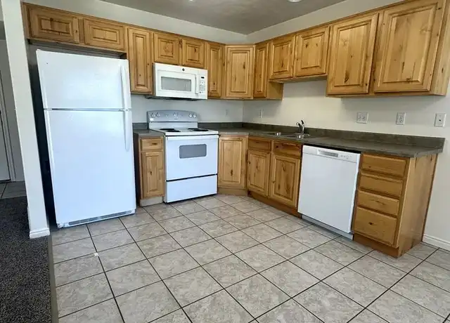 Property at 960 S 550 E Unit B09, Clearfield, UT, 84015, 3 beds, 2.5 baths, [object Object]
