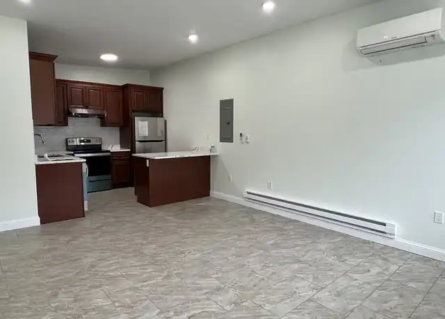 Property at 343 Highland Ave Unit 1, Malden, MA, 02148, 3 beds, 1.5 baths, [object Object]