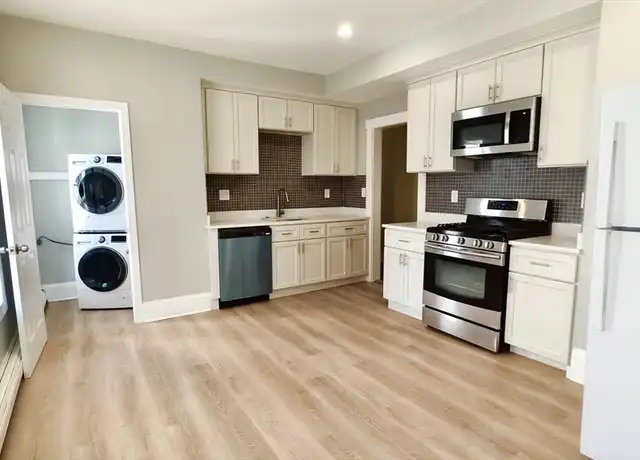 Property at 553 Dorchester Ave Unit 1, Boston, MA, 02127, 3 beds, 1 bath, [object Object]